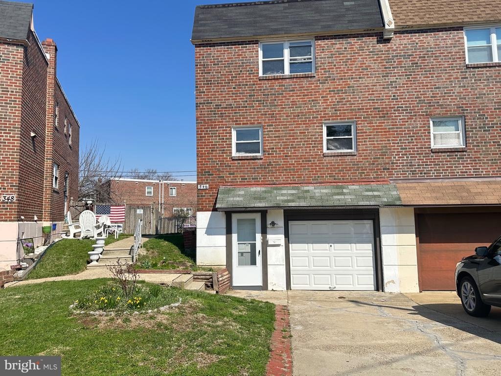 Ridgeway Pl, Philadelphia, PA 19116