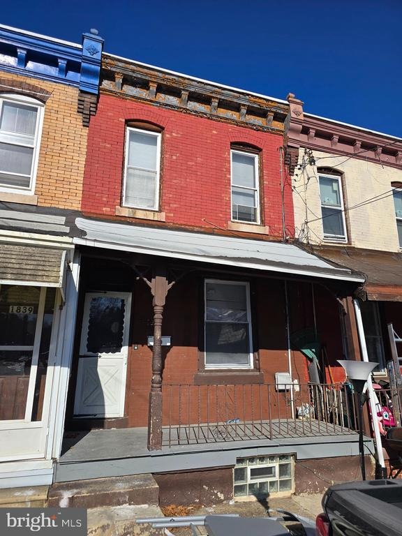Juniata St, Philadelphia, PA 19140