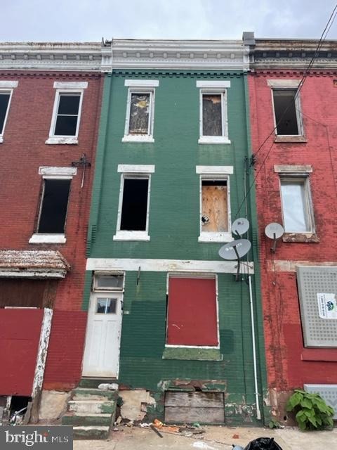 Montgomery Ave, Philadelphia, PA 19121