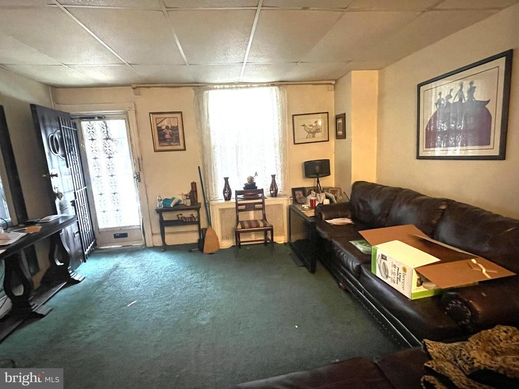 Pomona St, Philadelphia, PA 19144