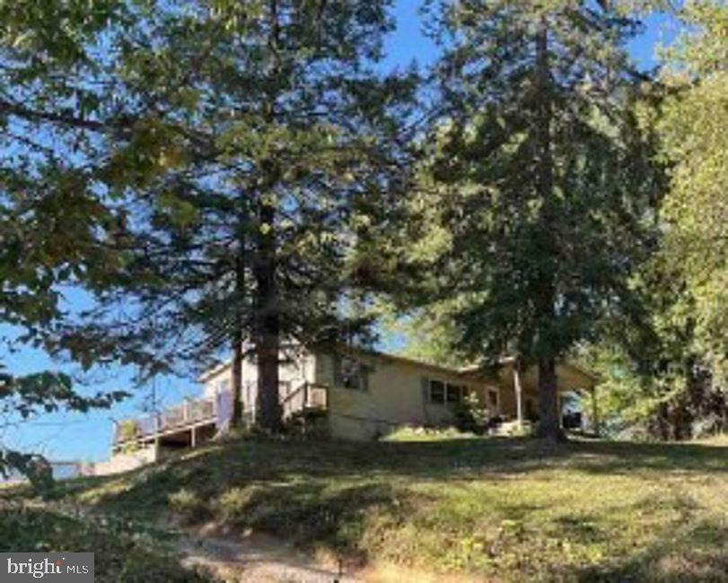Linden Rd, Canonsburg, PA 15317