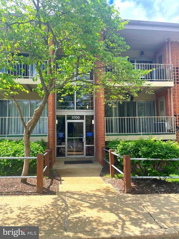 Rosser St, Alexandria, VA 22311