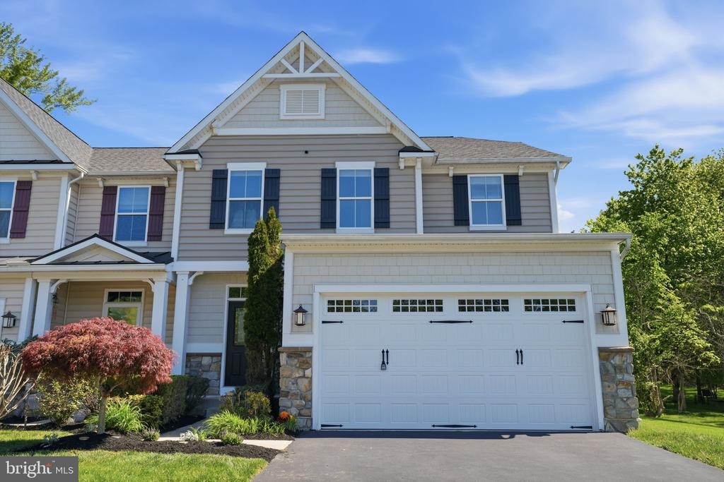 Cindy Ln, Warrington, PA 18976