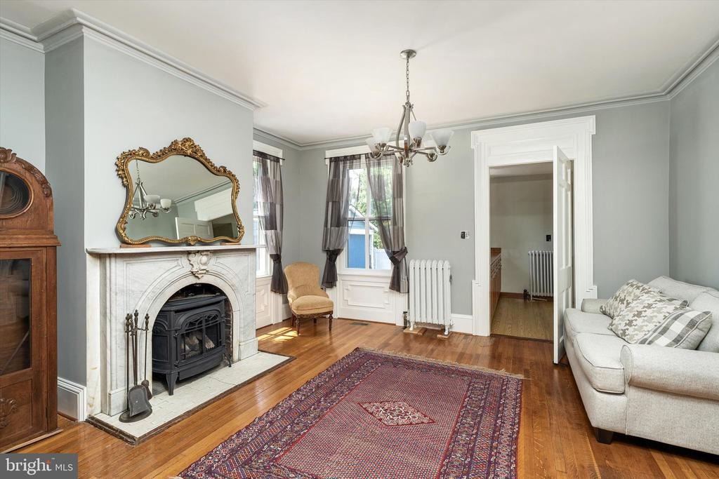 Main St, Hightstown, NJ 08520
