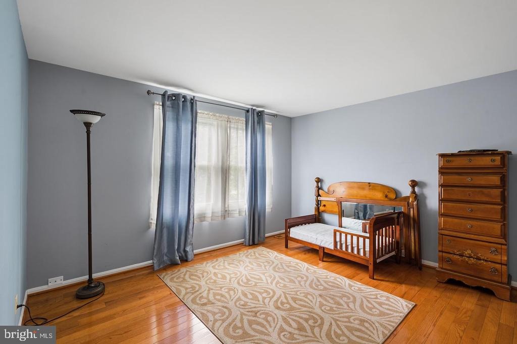 Etruscan Dr, Herndon, VA 20171