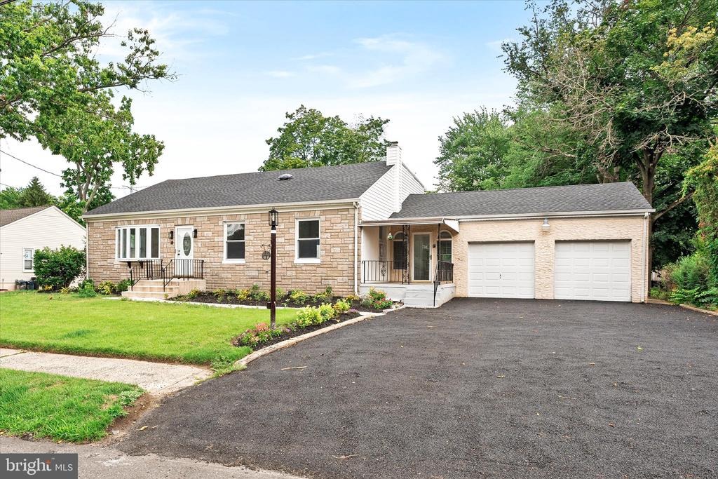 Mer-edinburg Rd, Trenton, NJ 08619