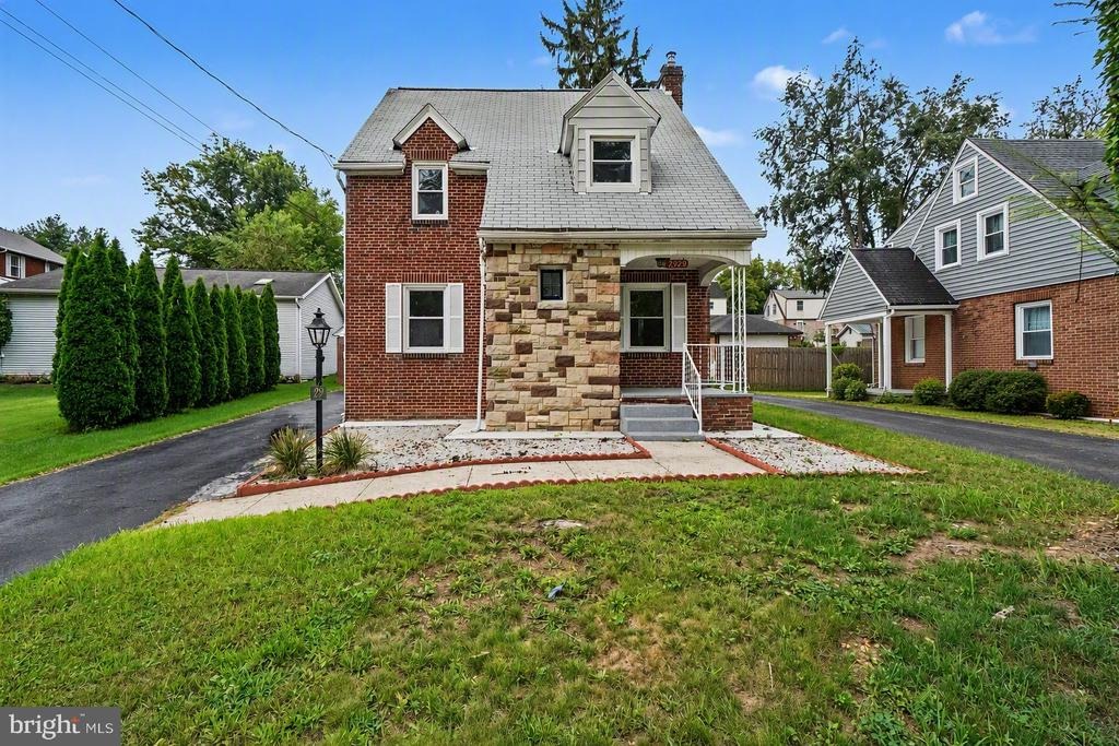 Locust Ln, Harrisburg, PA 17109 #1