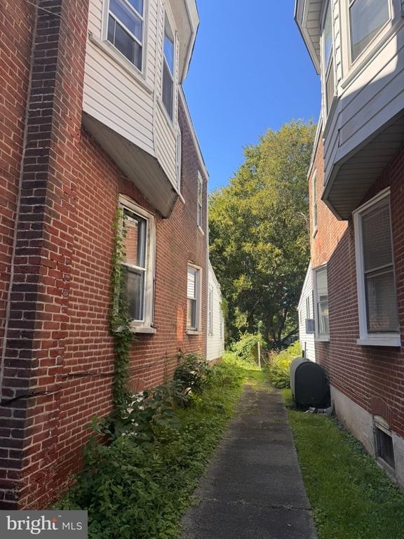 Kerlin St, Chester, PA 19013