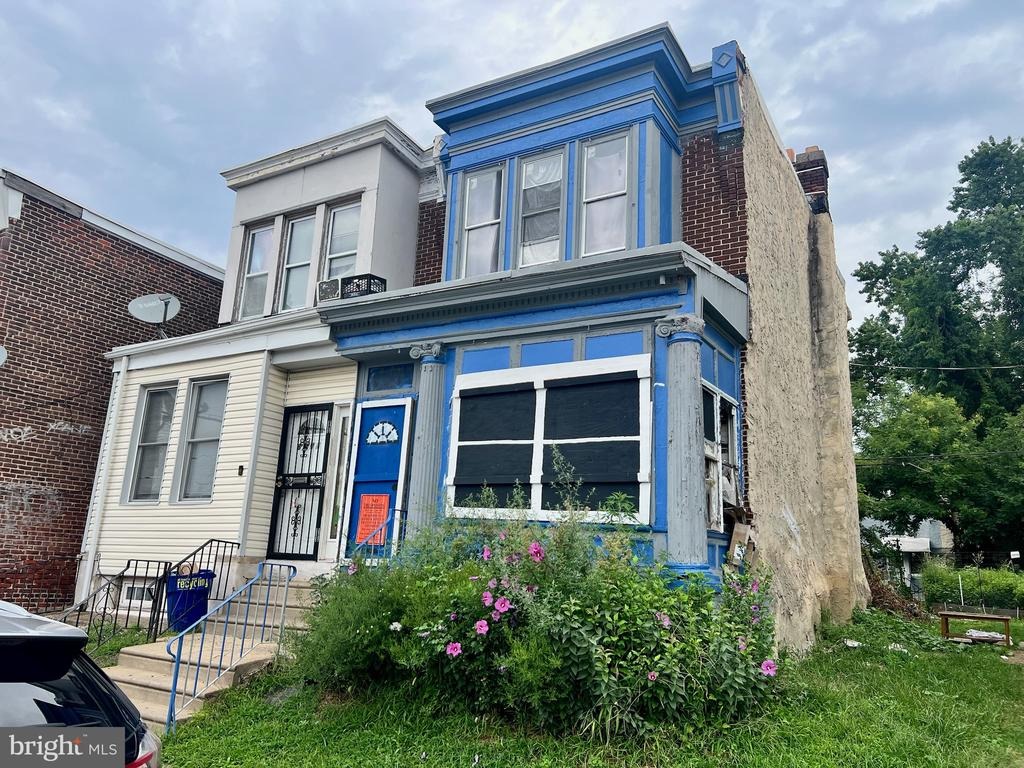 Beechwood St, Philadelphia, PA 19138 #1