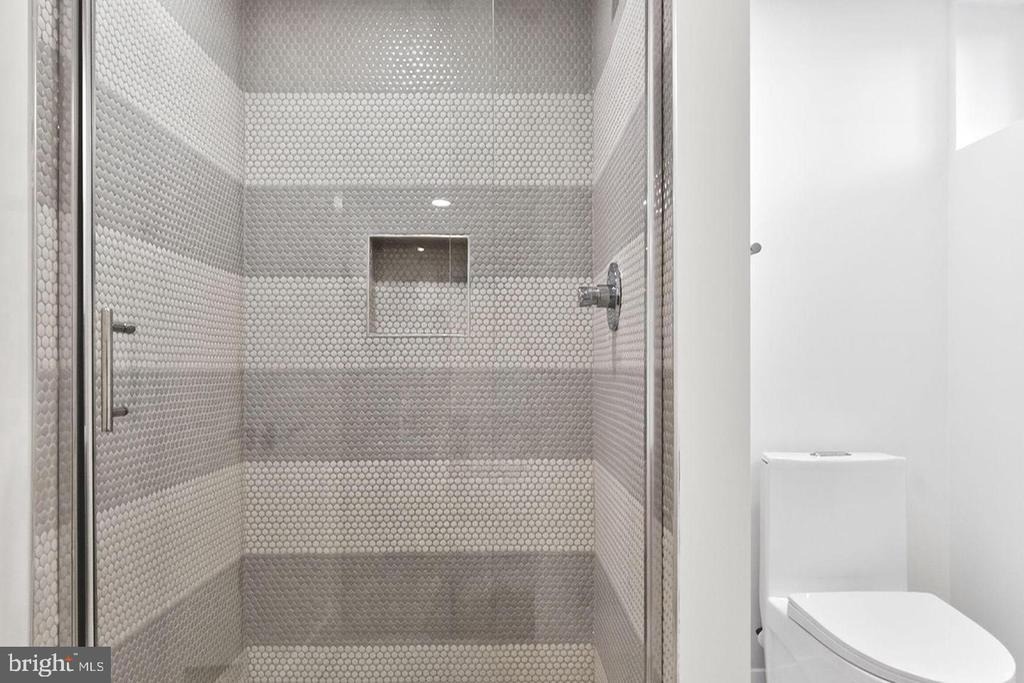 Laurel Dr, Parkville, MD 21234 #1