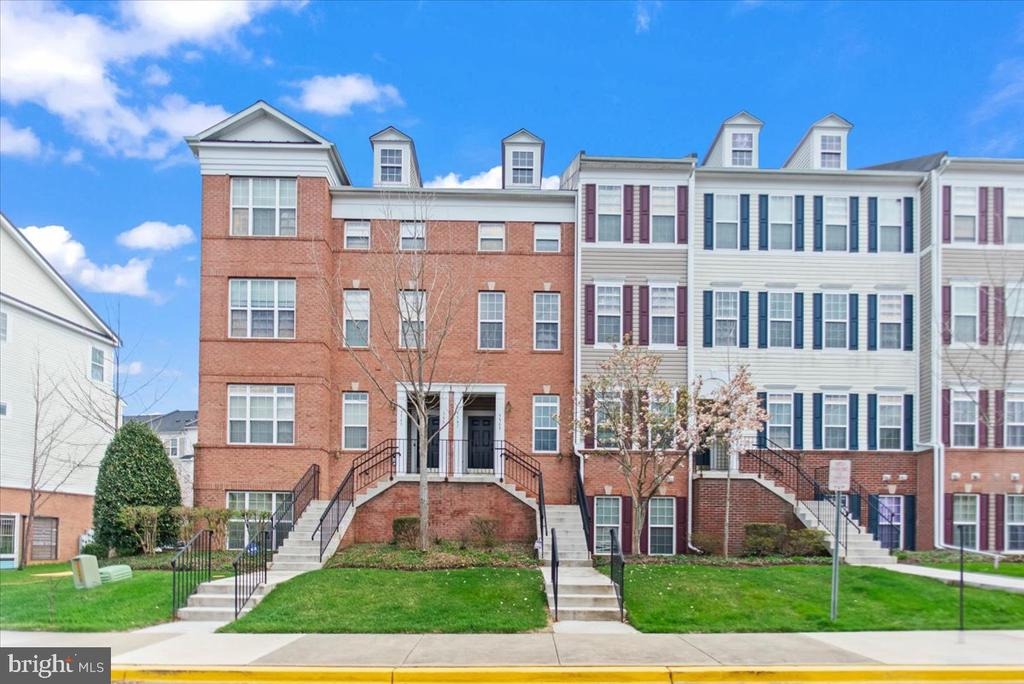 Lanier Ave, Suitland, MD 20746 #1