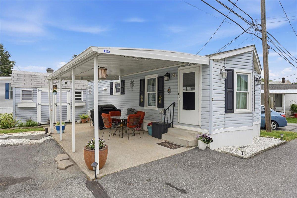 Airport Rd, Allentown, PA 18109 #1