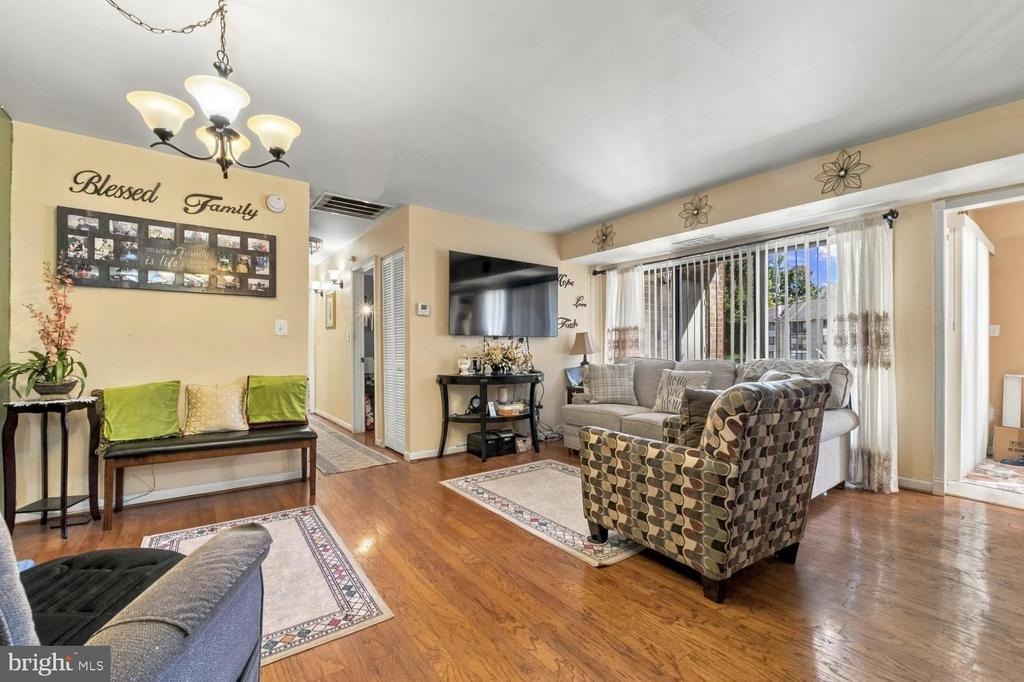Cedar Ln, Columbia, MD 21044 #1