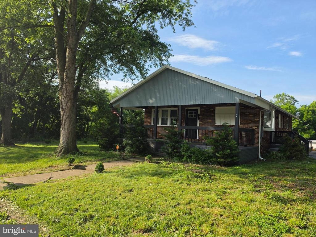 New York Ave, Halethorpe, MD 21227