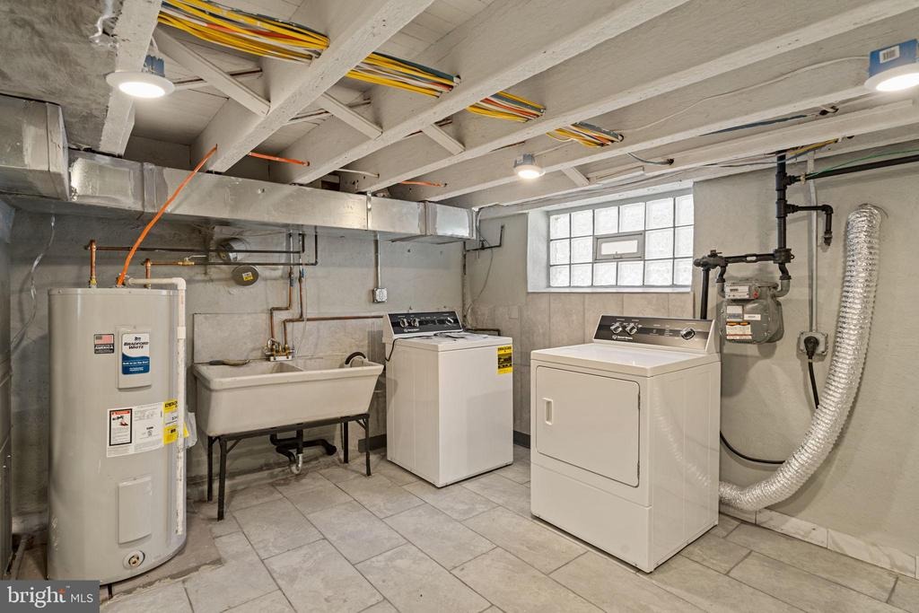 Lambert St, Philadelphia, PA 19145 #1