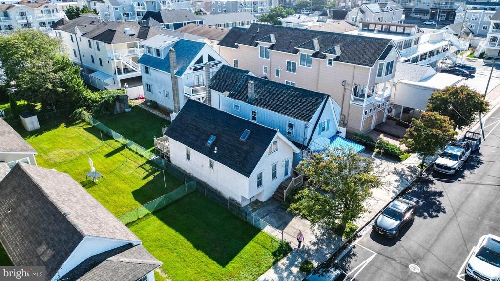 Jefferson Ave, Margate City, NJ 08402