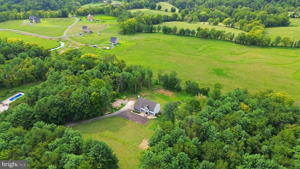Tollhouse Rd, Lovettsville, VA 20180