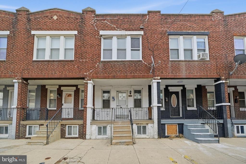 Marston St, Philadelphia, PA 19145