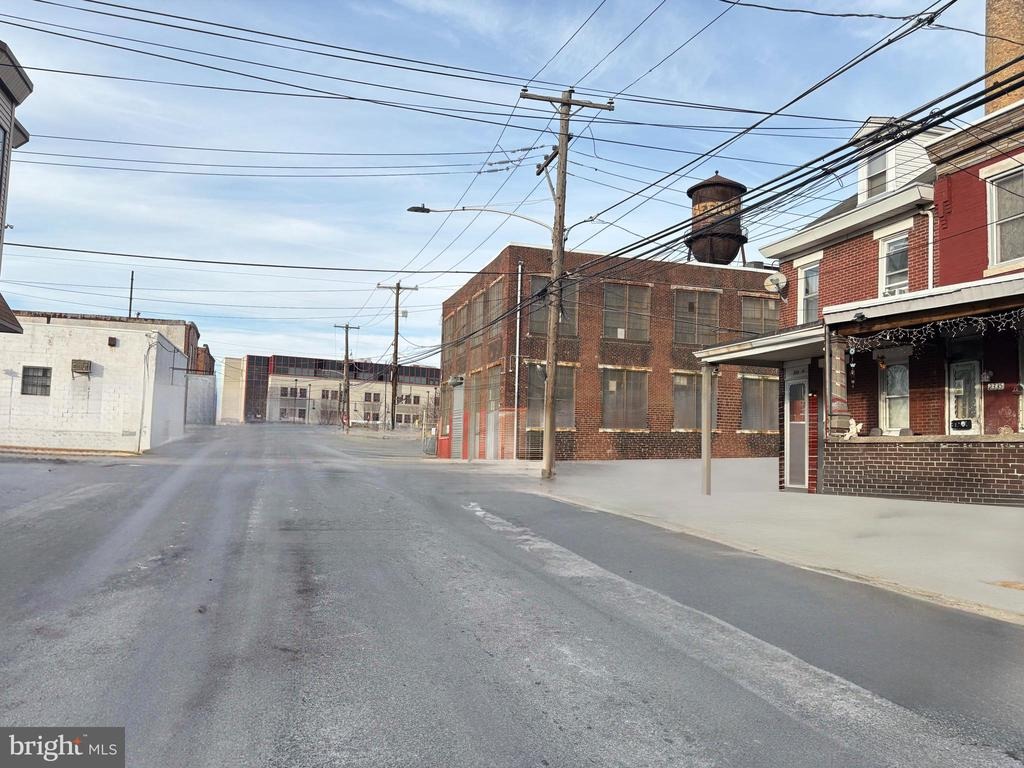 Duncan St, Philadelphia, PA 19124 #1
