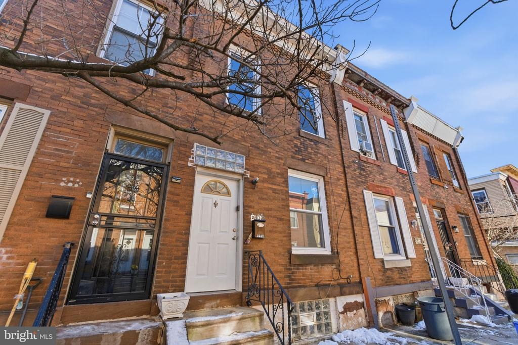 Firth St, Philadelphia, PA 19132
