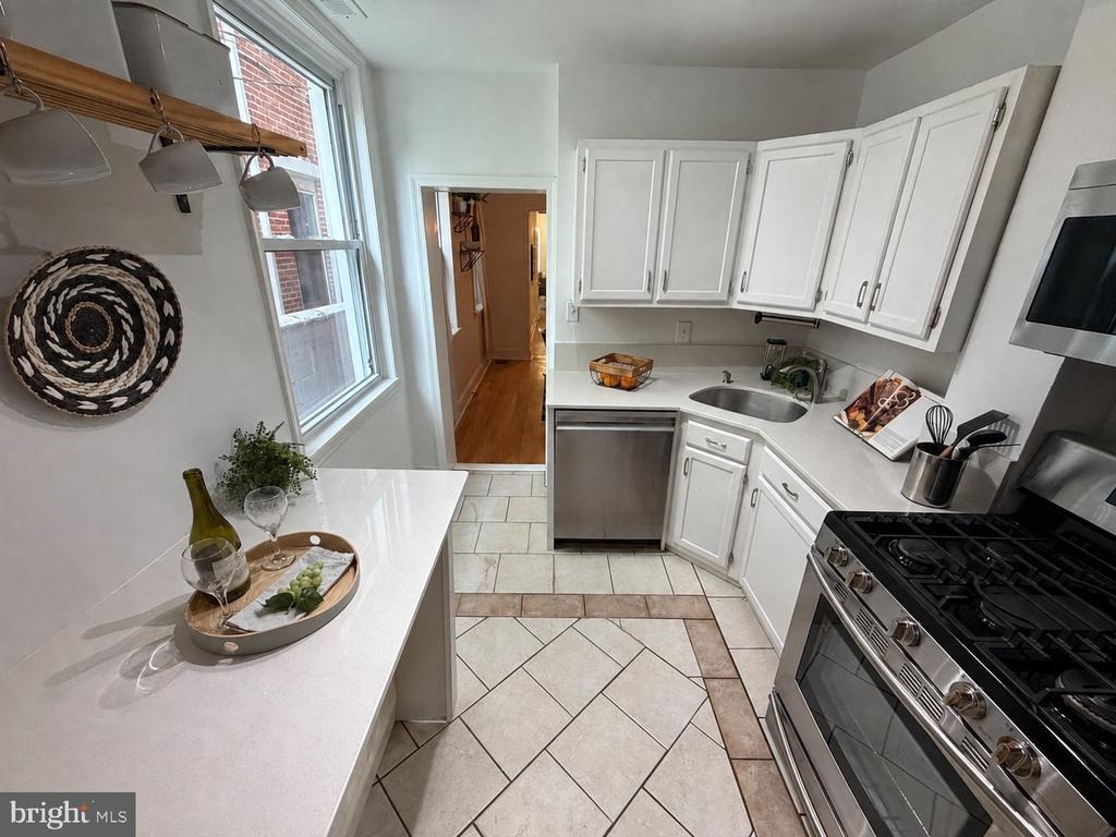 Ellwood Ave, Baltimore, MD 21224