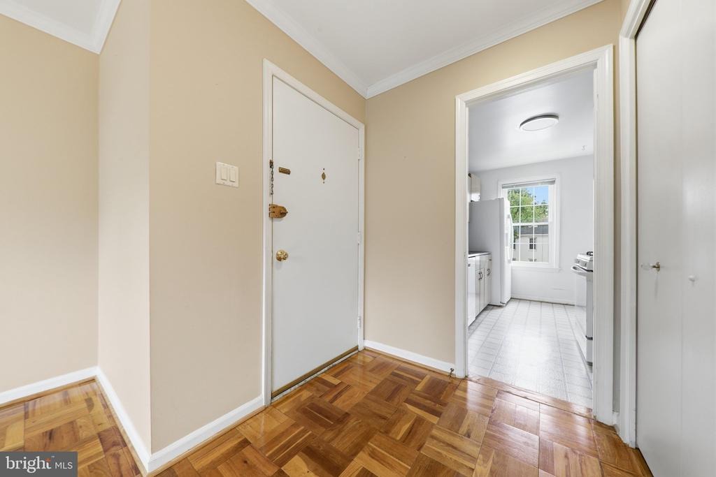 Azalea Dr, Rockville, MD 20850 #1