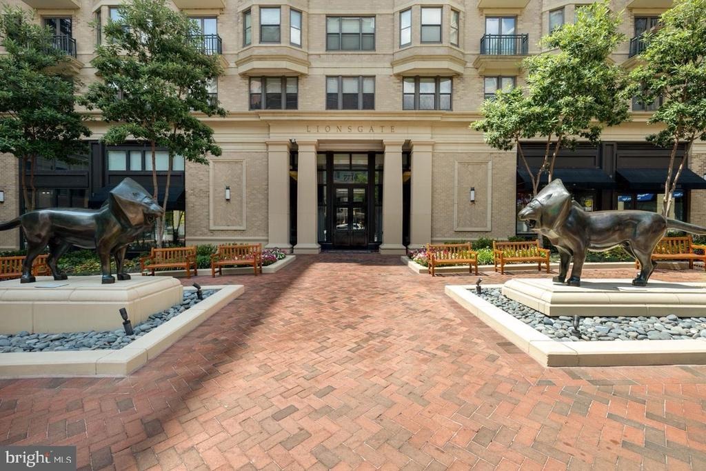 Woodmont Ave, Bethesda, MD 20814 #1