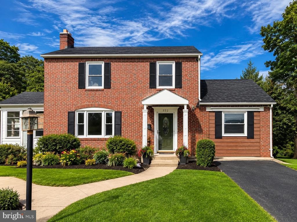 Lee St, Woodstock, VA 22664