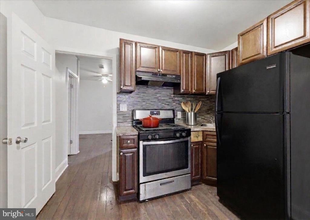 Salford St, Philadelphia, PA 19143 #1