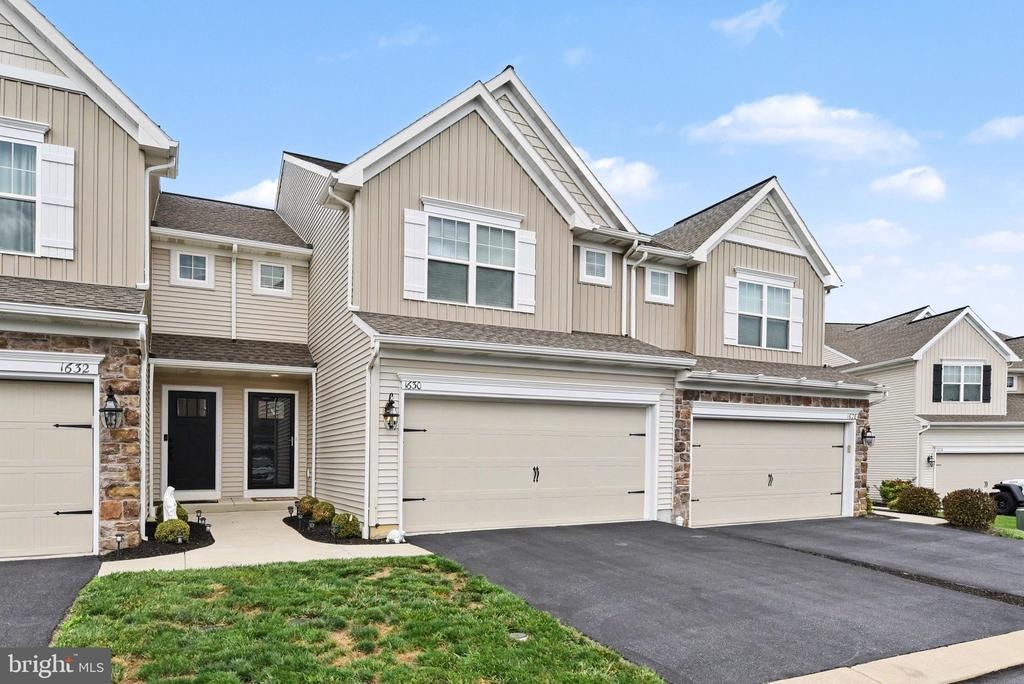 Haralson Dr, Mechanicsburg, PA 17055 #1