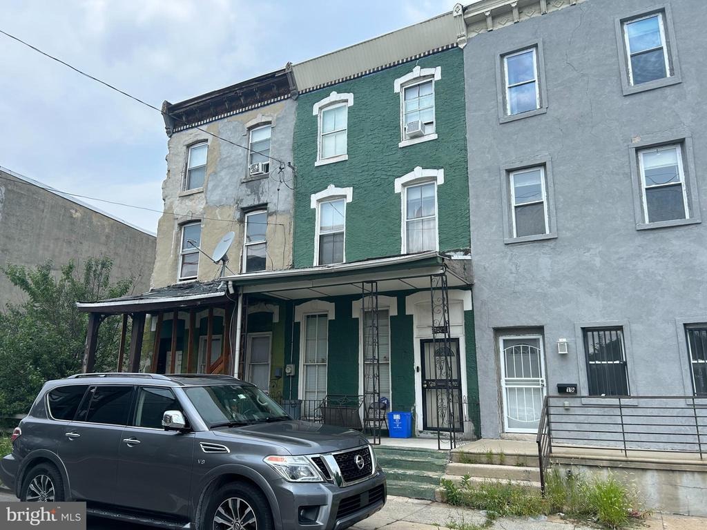 Dauphin St, Philadelphia, PA 19132