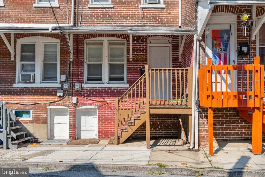 Railroad St, Allentown, PA 18102