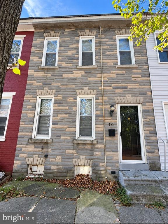 4th St, Pottstown, PA 19464