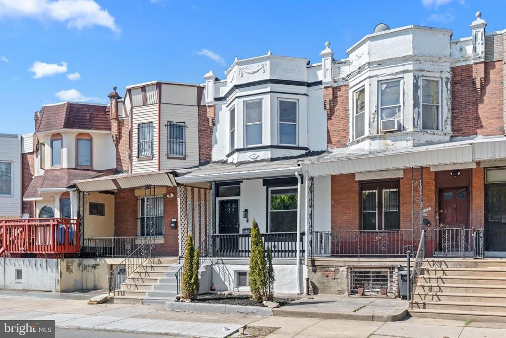 69th St, Philadelphia, PA 19142