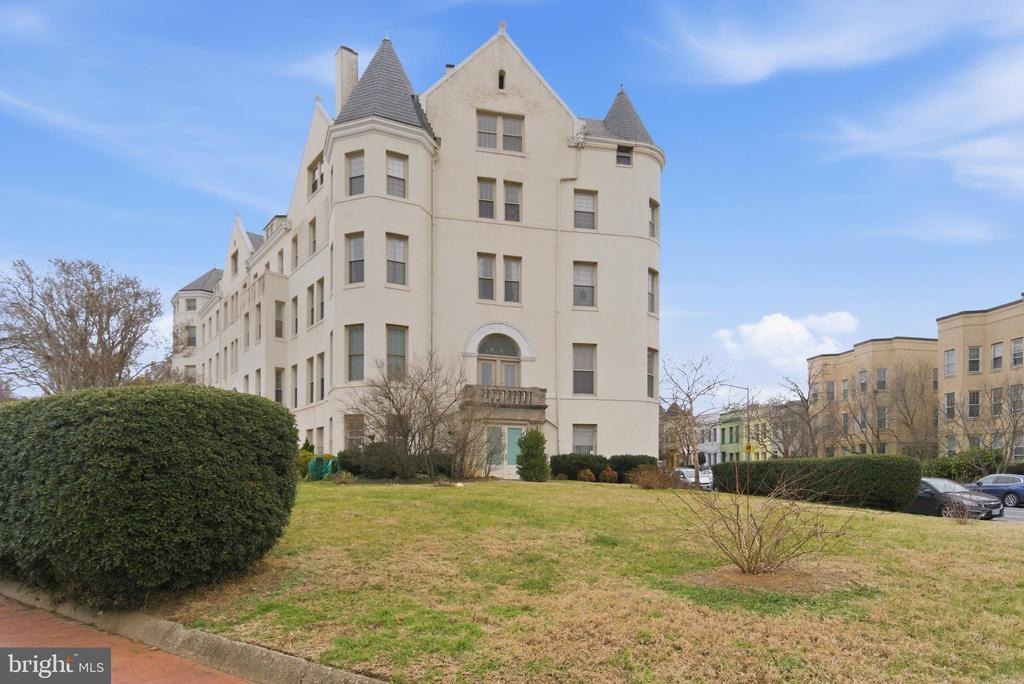 Carolina Ave, Washington, DC 20003