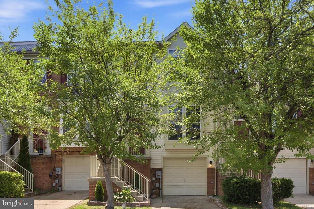 Mountain Lake Ter, Germantown, MD 20874
