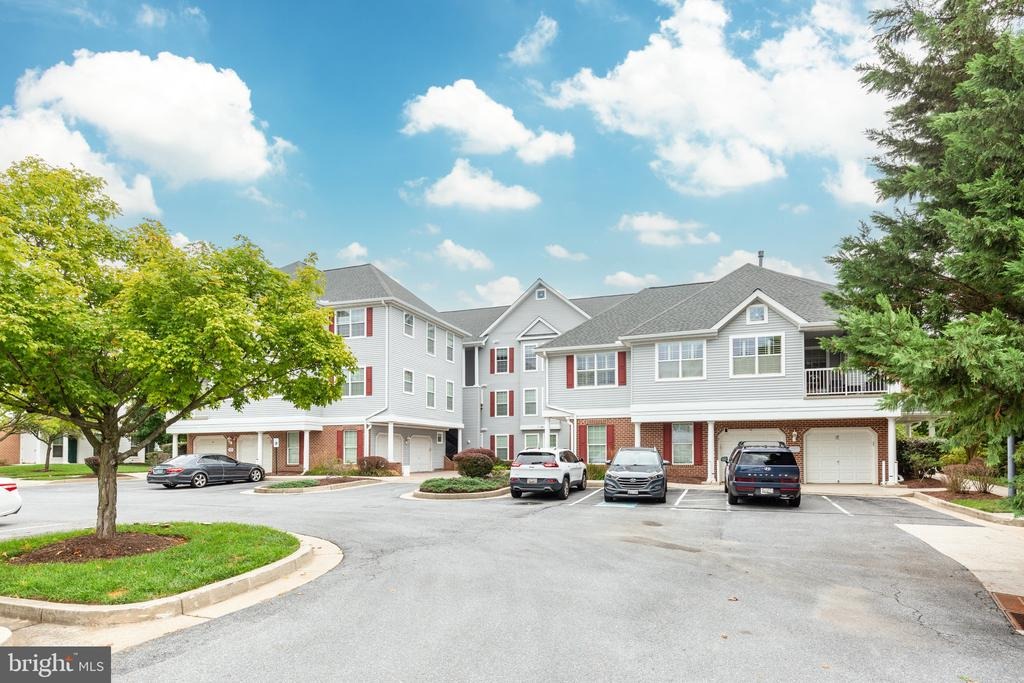 Hawk Rise Ln, Owings Mills, MD 21117 #1