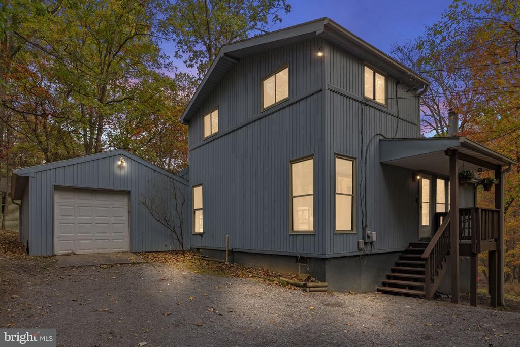 Black Hawk Ln, Hedgesville, WV 25427