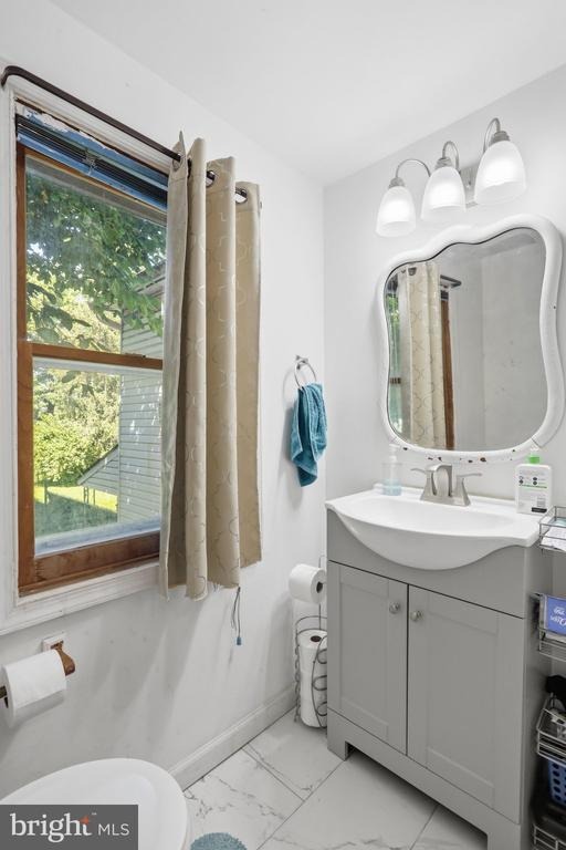 John St, Martinsburg, WV 25401 #1