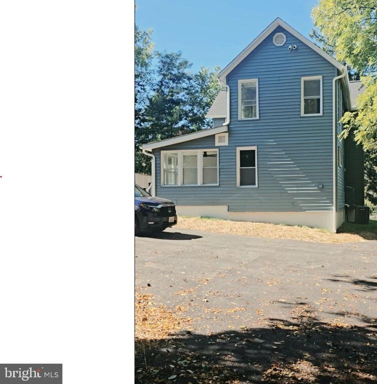 York Rd, Towson, MD 21204