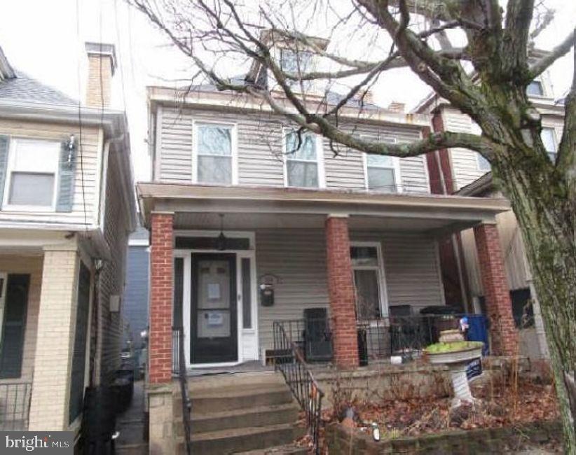 Maple Ter, Pittsburgh, PA 15211