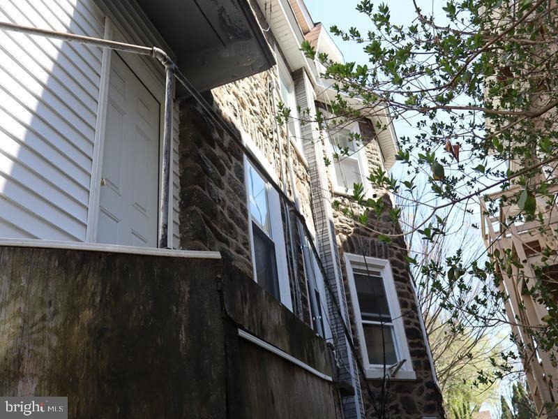Chestnut Ave, Elkins Park, PA 19027