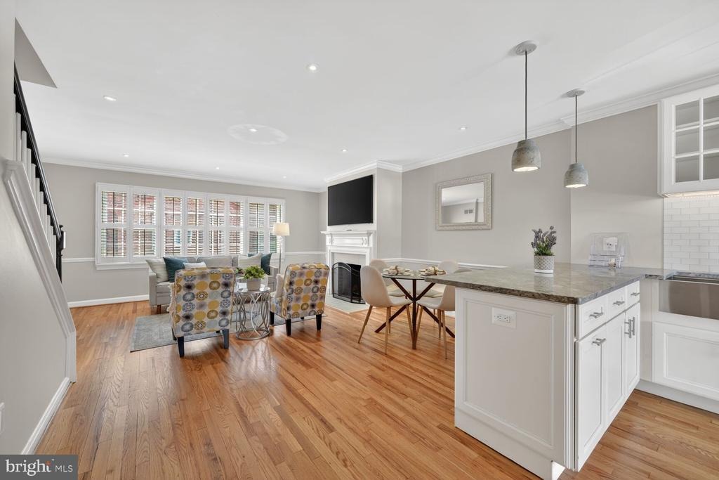 Green St, Alexandria, VA 22314
