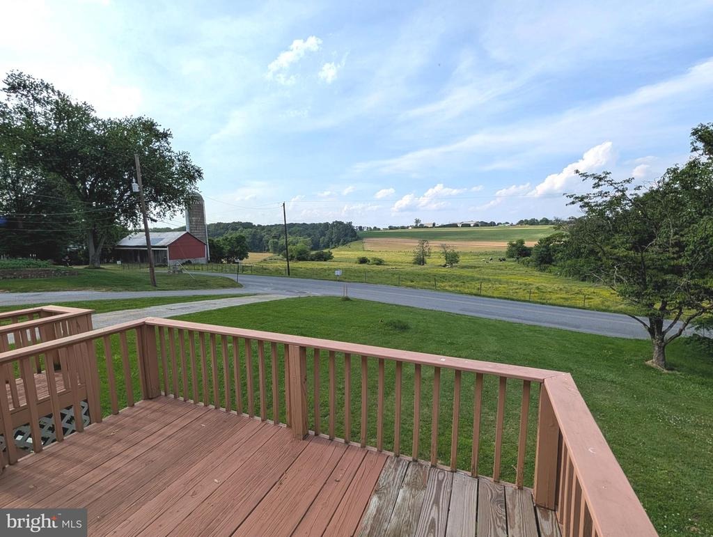 Schoolhouse Rd, New Providence, PA 17560