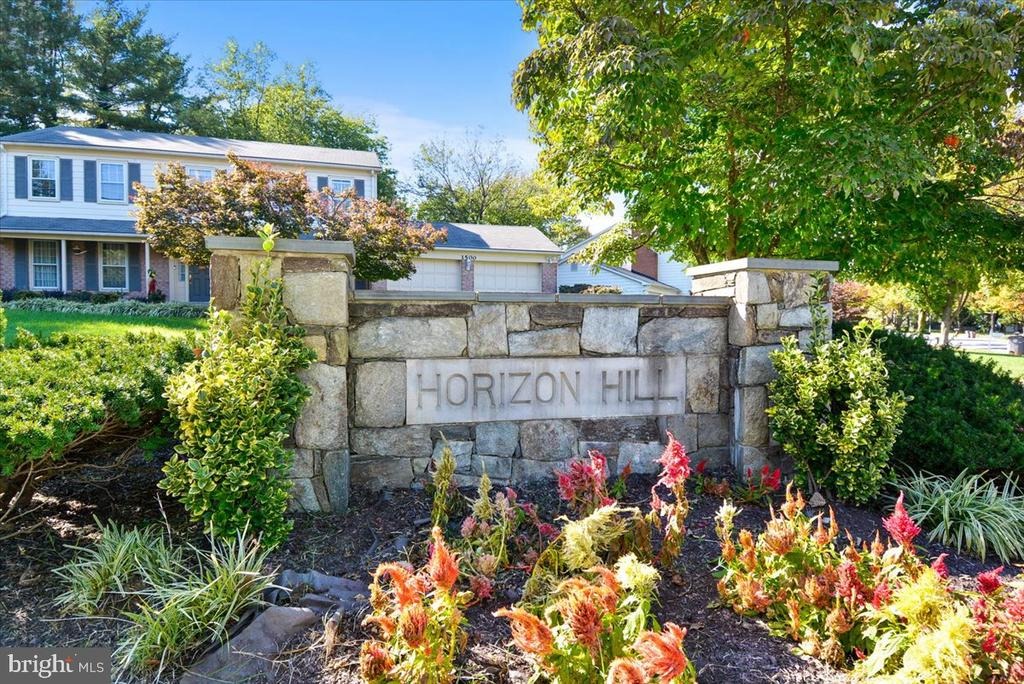 Crestview Dr, Potomac, MD 20854