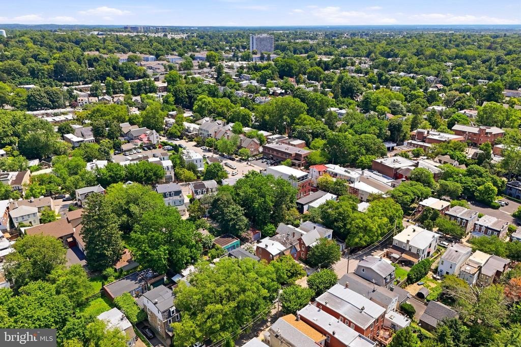 Shawnee St, Philadelphia, PA 19118