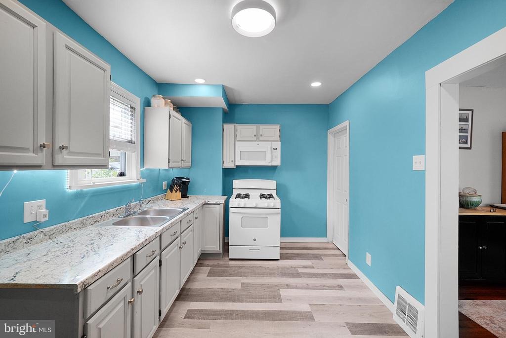 Lincoln Ave, Prospect Park, PA 19076 #1