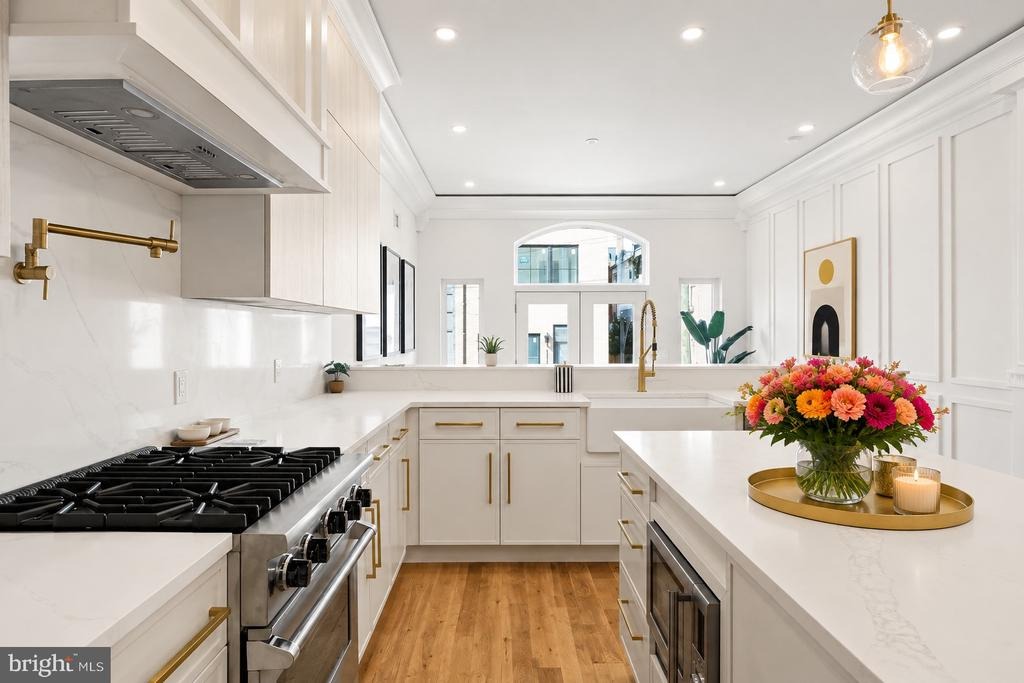 3rd St, Philadelphia, PA 19123 #1