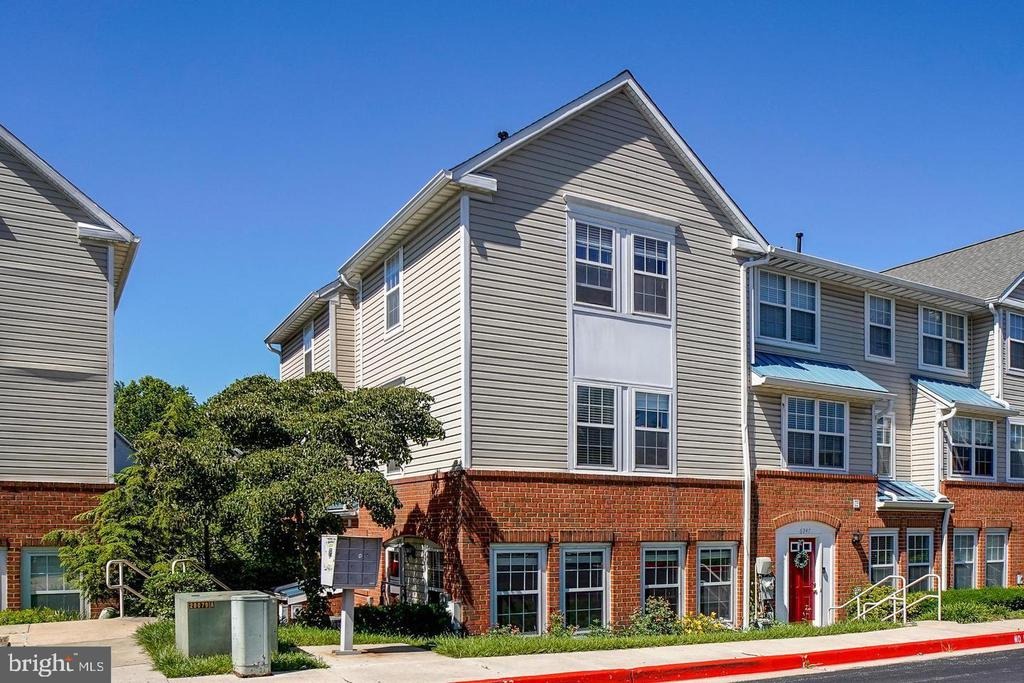 Sandpiper Ct, Elkridge, MD 21075