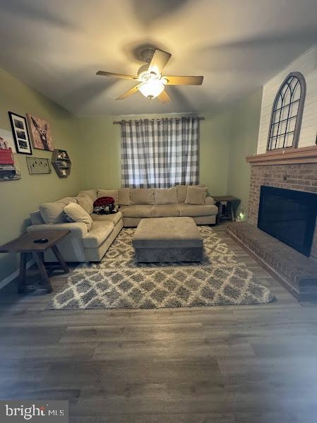 Medlow Ave, Los Angeles, CA 90065
